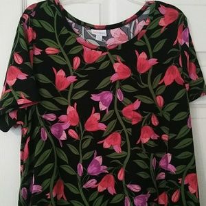 2XL LULAROE CARLY FLORAL
